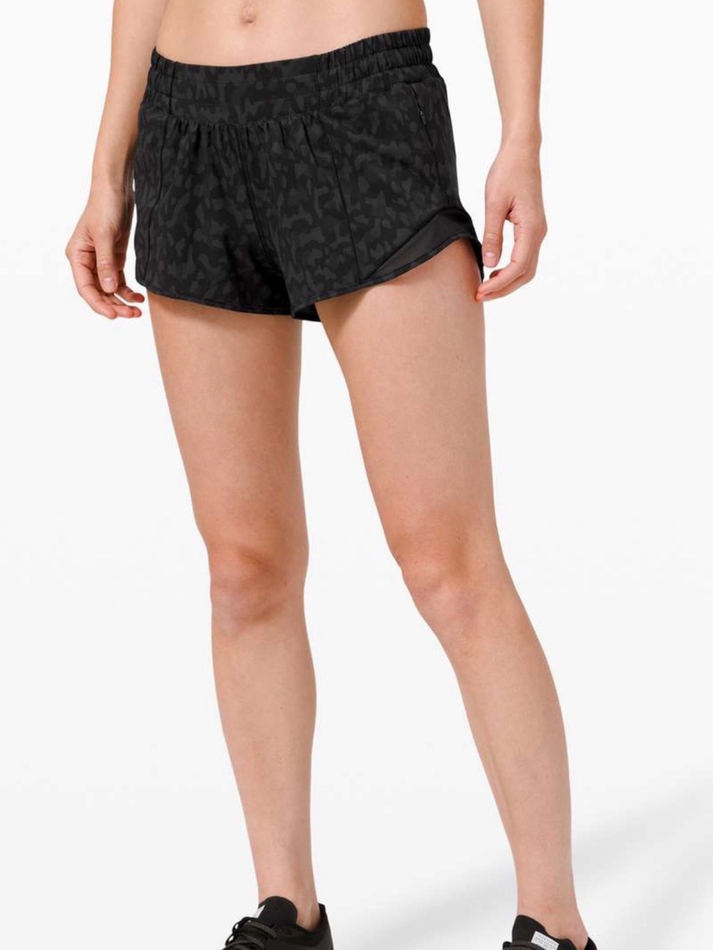 Lululemon Hotty Hot High-Rise Lined Short 4" Black Print Size 4 Tall Like New